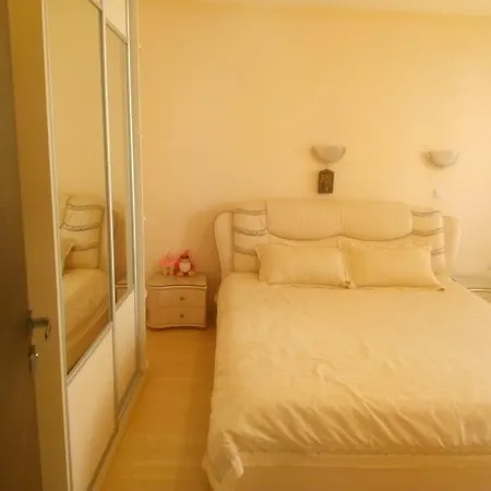 супер център Zheleva *