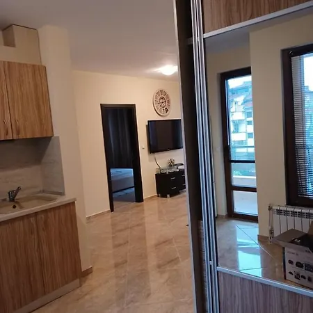 супер център Zheleva Apartmán